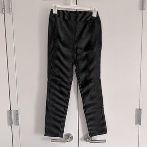 Who What Wear Black Pinstripe Ankle Length Pants, Size 2